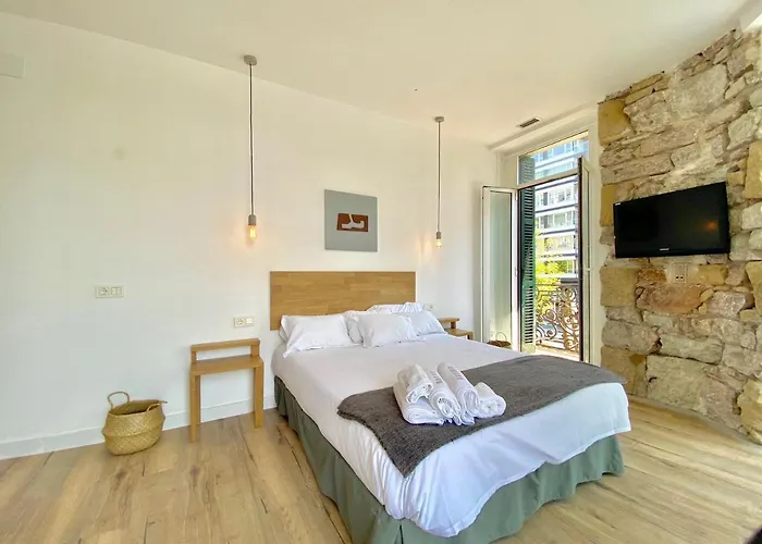 招待所 Mirandoalaconcha 2*