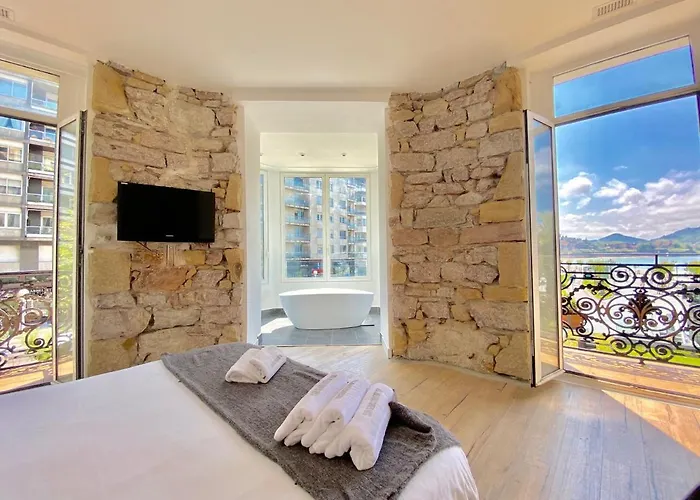 Pensión Mirandoalaconcha 2*