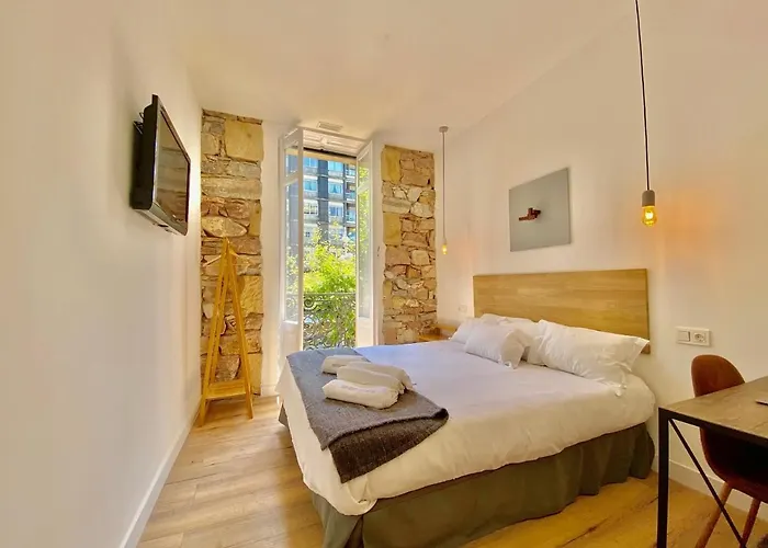 Mirandoalaconcha Pensión San Sebastián